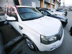 لاند روفر LR2